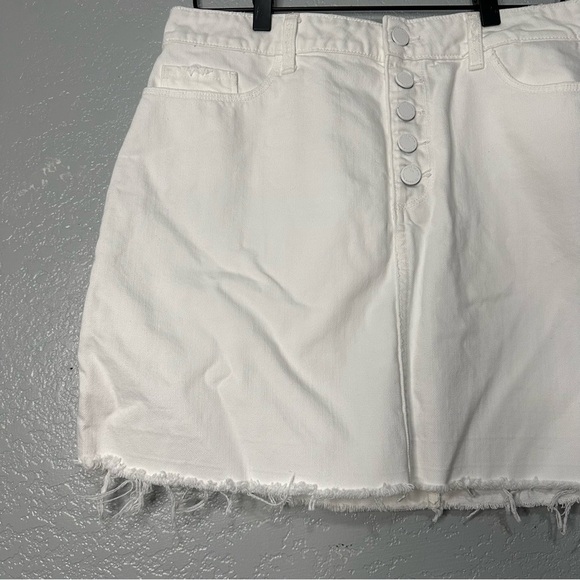 Paige Aideen Mini Skirt Distressed Crisp White High Waisted - Picture 3 of 12